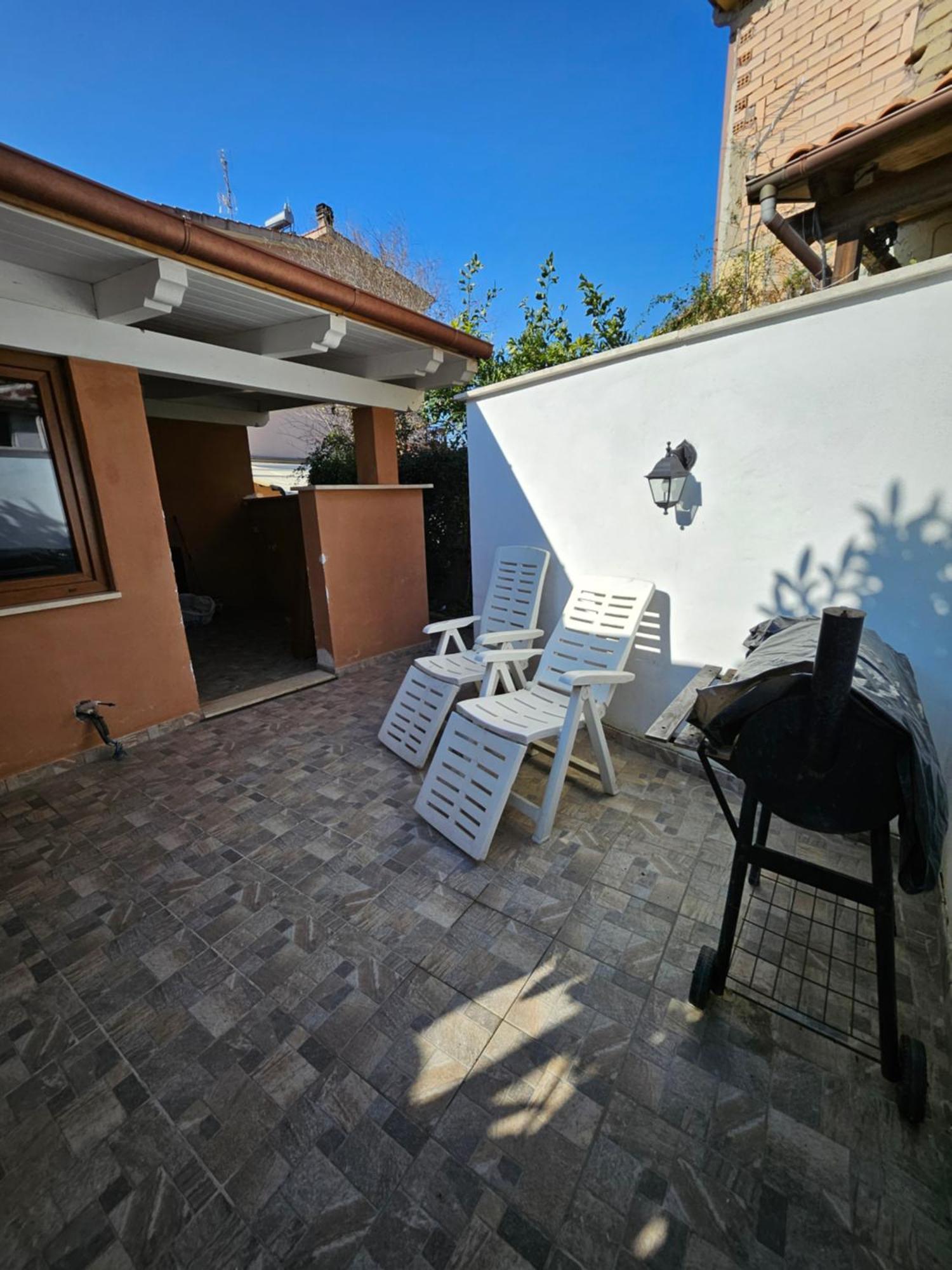 Casa Vacanze Dragona 15 Min Fco 10 Min Ostia Acilia Habitación foto